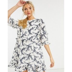 NWT IN THE STYLE Lorna Lux Ruffle White/Blue Floral‎ Mini Dress Size 10